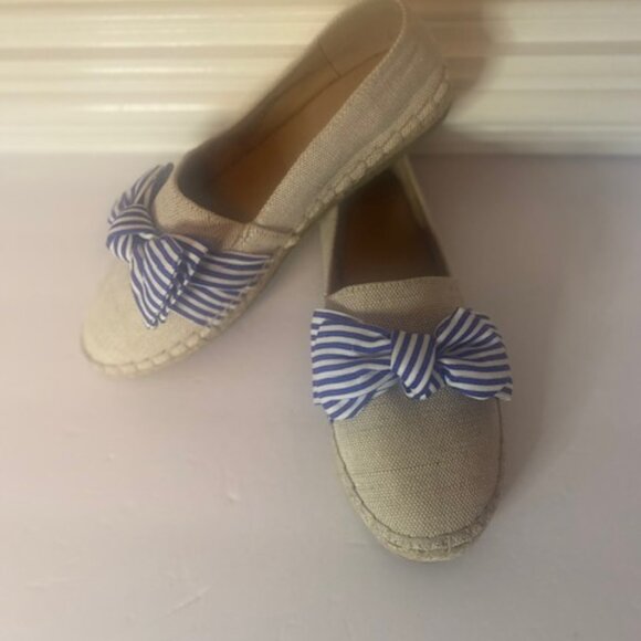 Crown & Ivy Women's Fiona Bow Espadrille Flats Shoes,  Size 8M - Picture 2 of 7